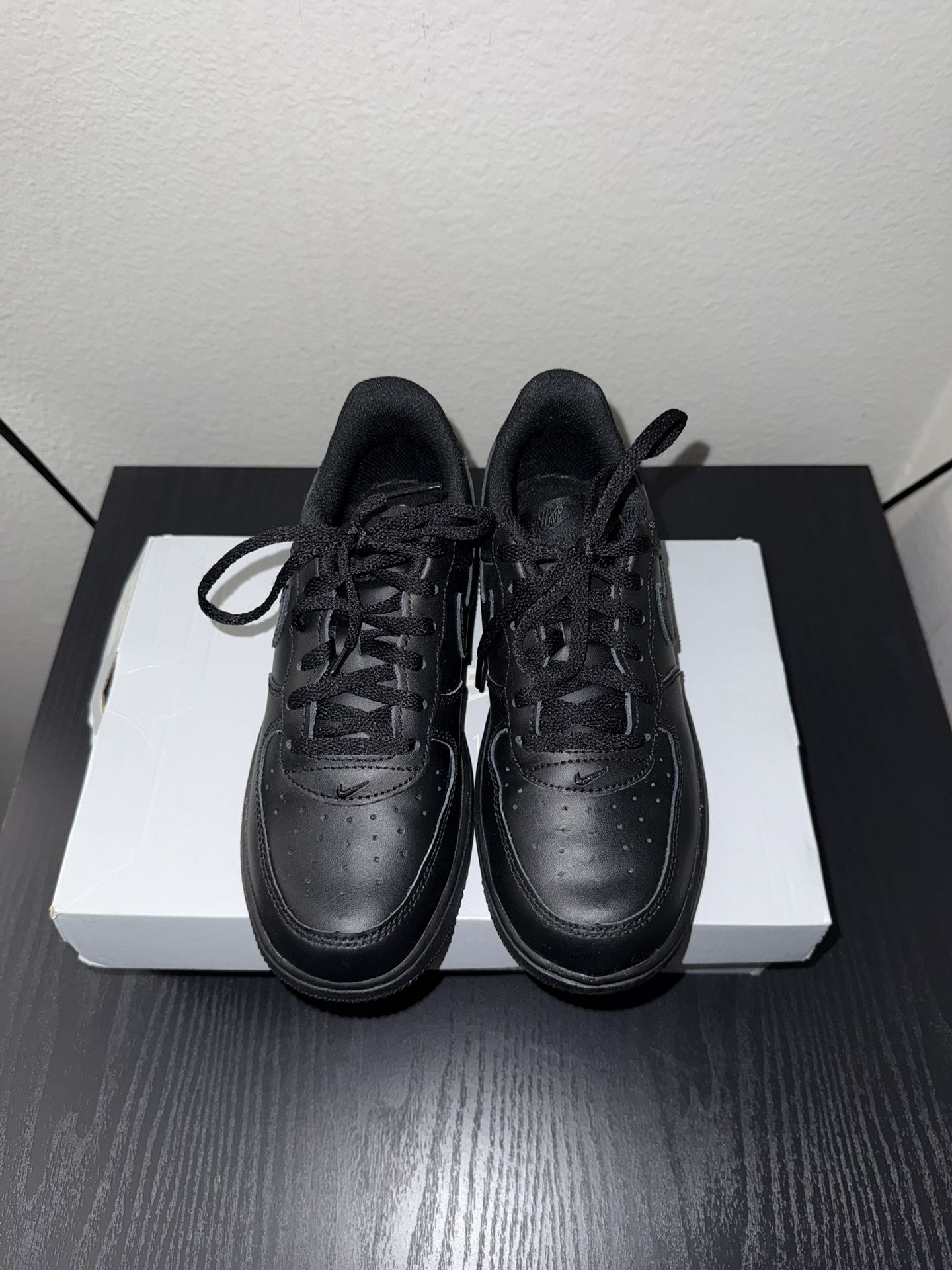 Nike Air Force 1 Size 3y