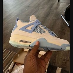 Jordan 4