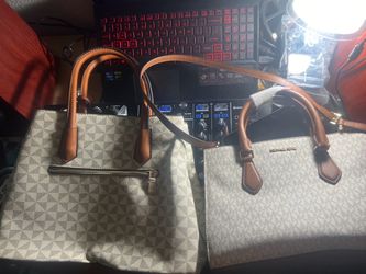 Brand new bags 1 MK 1 unknown $60 for bpth
