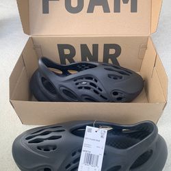 2024 Yeezy YZY Foam RNR Runner Onyx Grey Gray Adult Size Sz Men 11 M New Box Adidas Receipt 