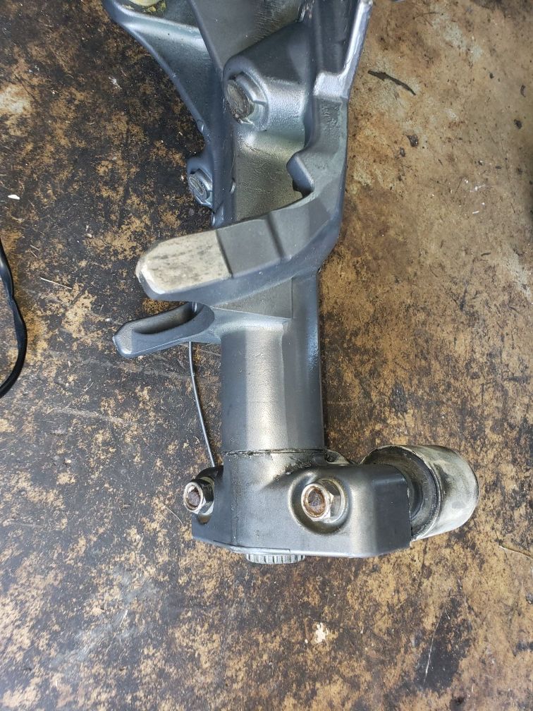 Yamaha outboard steering bracket and arm 25 " 150 175 200 hp for Sale in Cutler Bay, FL OfferUp