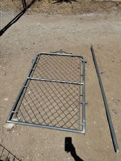 Chain link fence gate & top fence rail