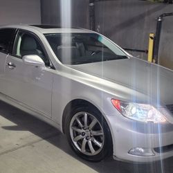 2007 Lexus LS 460