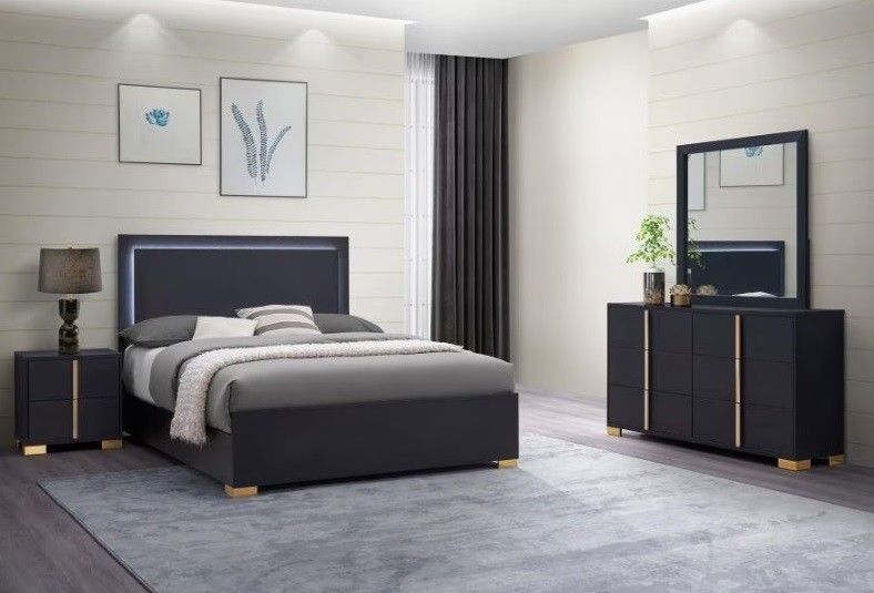 Queen Bed 4 Piece Set - Black