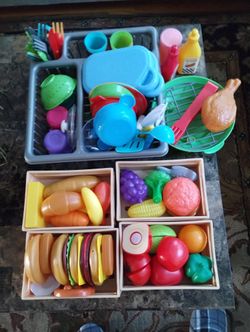 Food And Dish Toys