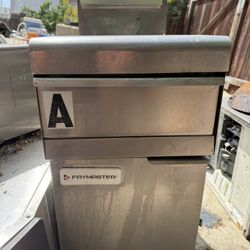 FRYMASTER DEEP FRYER 