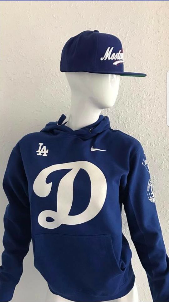 Los Angeles Dodgers Sweater - Dodgers Hoodie New sizes S-3XL $30 Free  Delivery for Sale in Gardena, CA - OfferUp