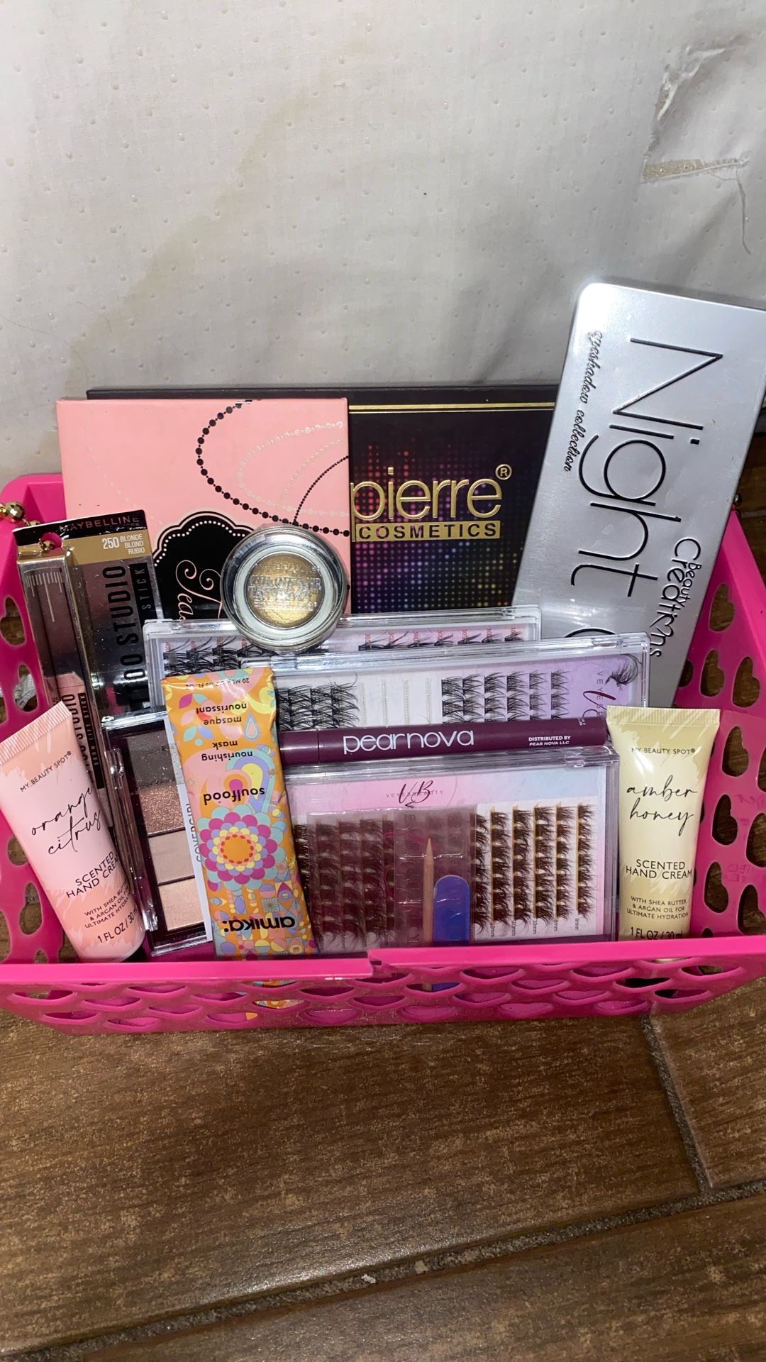 Makeup Lot