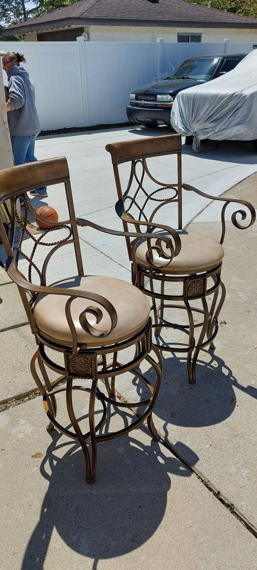 Bar Swivel Chairs