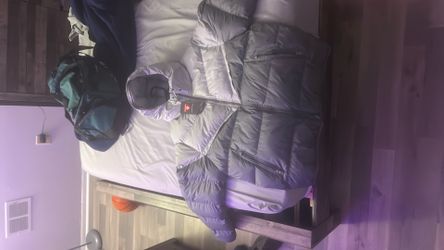 Nike Puffer Never Used Brand New With Tag Still On It X-LARGE Goes For 157.97 If You Wanna Negotiate That Would Be Great 