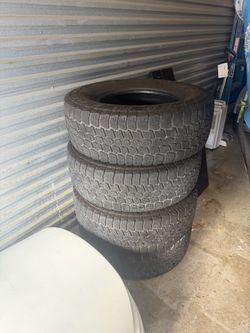 265/70/R16 A/T Tires