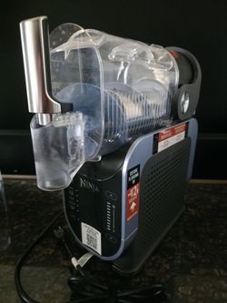 (LIKE NEW) Ninja SLUSHi FS301 72 oz Professional Frozen Drink Maker | 24TH ST & SOUTHERN AVE
