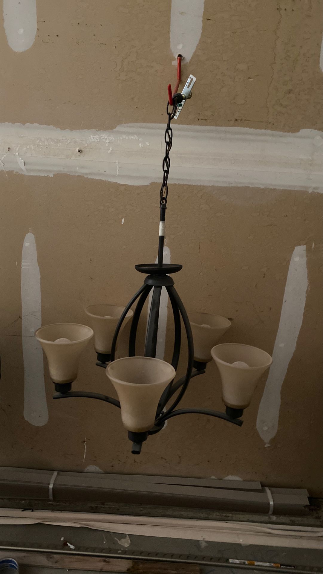 FREE! 5 light Chandelier in Excellent condition