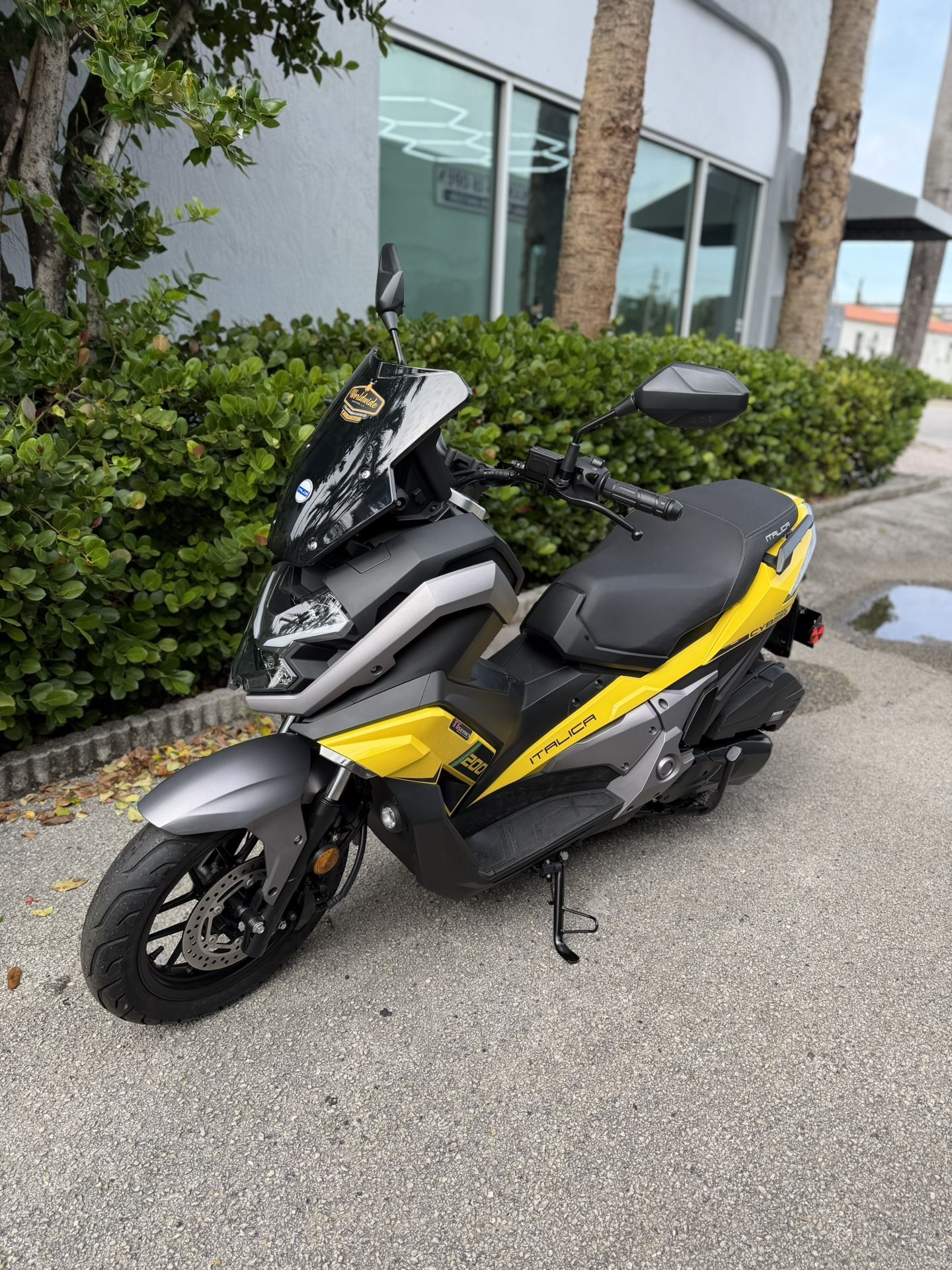 200cc Scooter Moped One Year Warranty