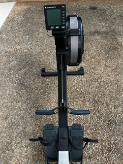Concept2 Rower with PM5 Monitor – Like New (Only 5,498 Lifetime Meters!)