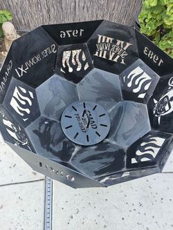 🏈🔥 CUSTOM LASER-CUT OAKLAND RAIDERS FIRE PIT 🔥🏈
$ 200
