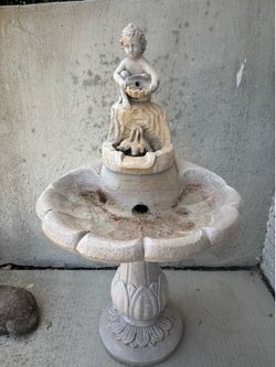 Large concrete water fountain