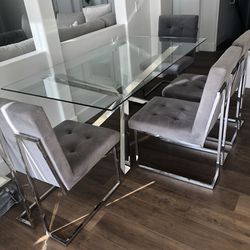 Beautiful Chrome Dining Table And Chairs