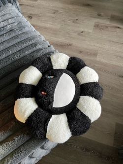 takashi murakami pillow designer