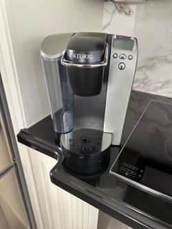 Lightly Used Keurig B70 Coffee Machine