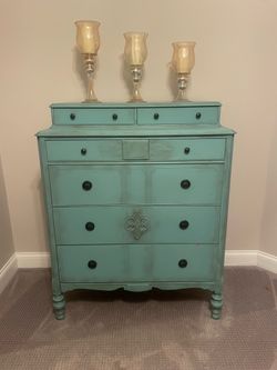 Hi Boy dresser