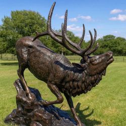 Aluminum Medium Elk Climbing Down Statue – Garden & Indoor/Outdoor Décor