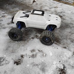 Widemaxx suspension max 6 esc 11057 motor proline wheels 