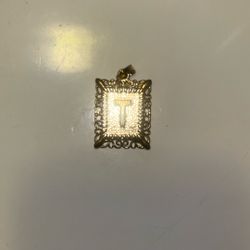 Gold Pendant 