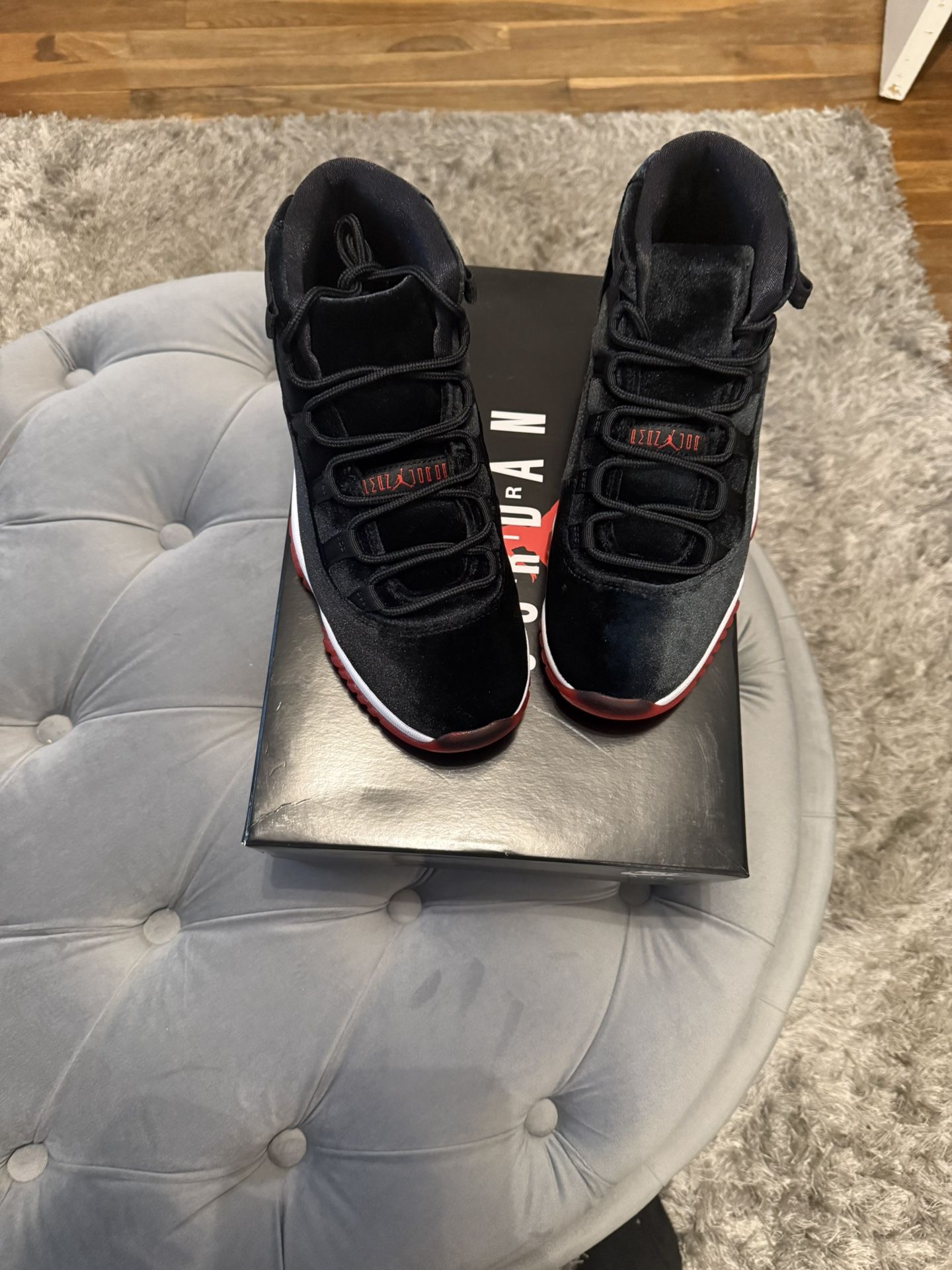 Jordan 11 Retro- Bred Velvet (Women’s 8.5)