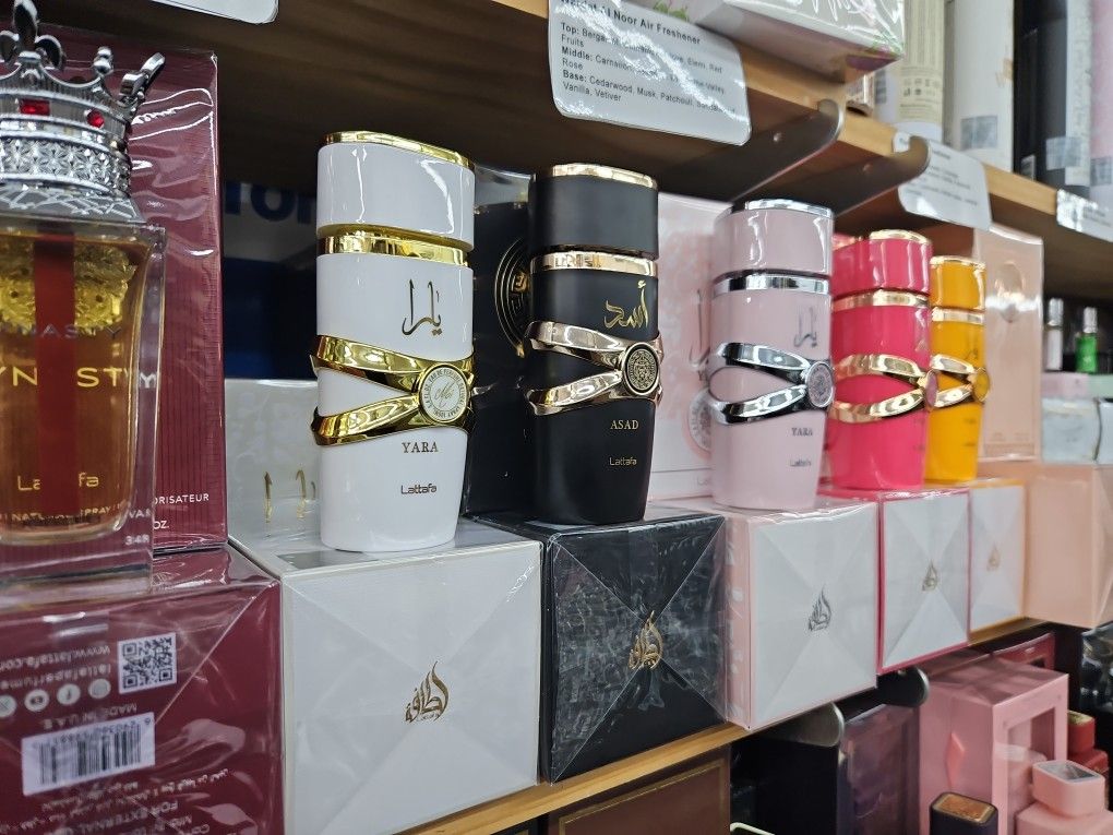 Yara Lattafa Perfumes 100 ML Brand NEw Sealed ORIGINAL