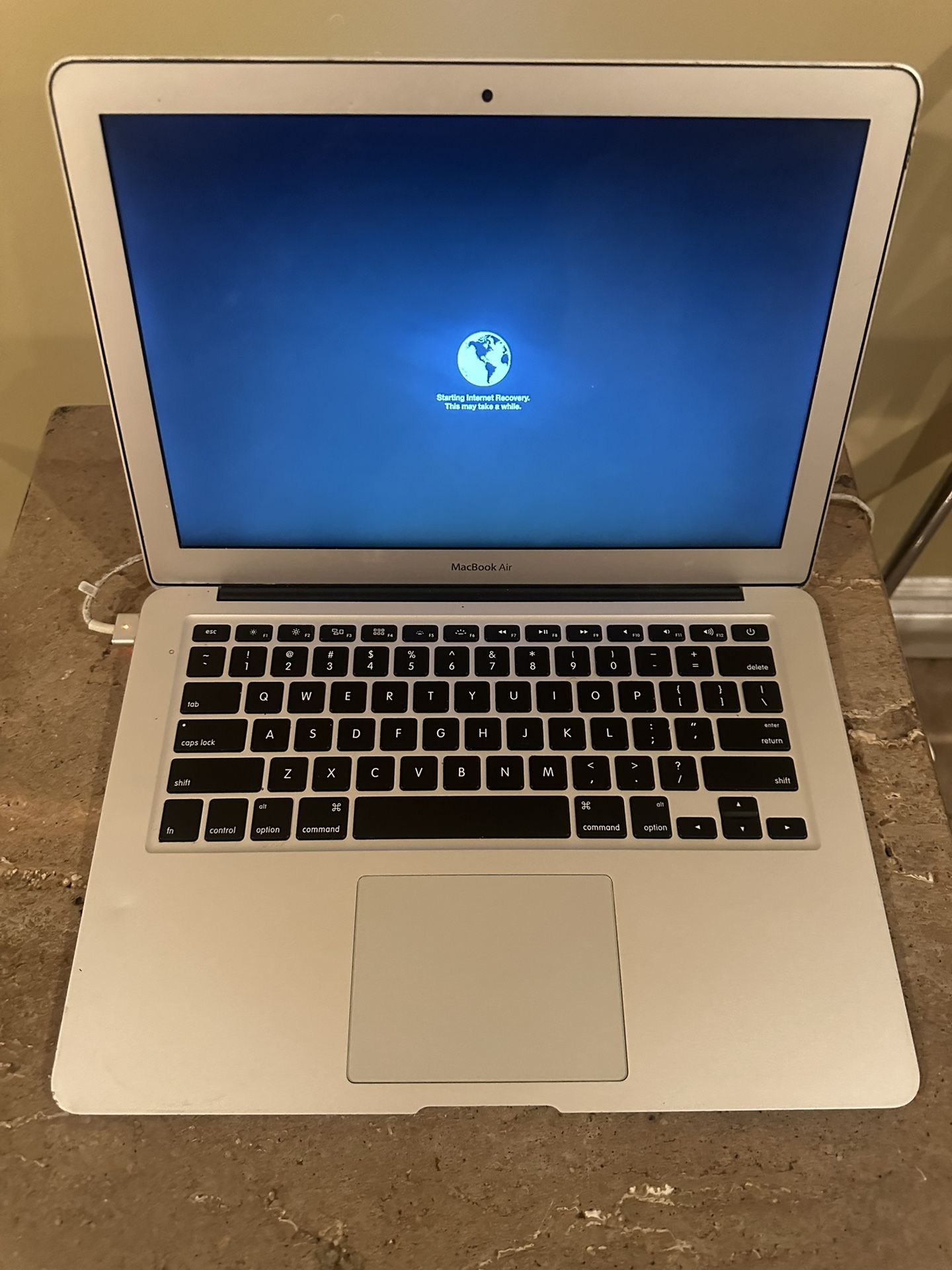 2017/18 MacBook Air 13 Inch 1.8Ghz i5 8GB 128GB Storage,All Products : American Fashion Style Bags On Sale