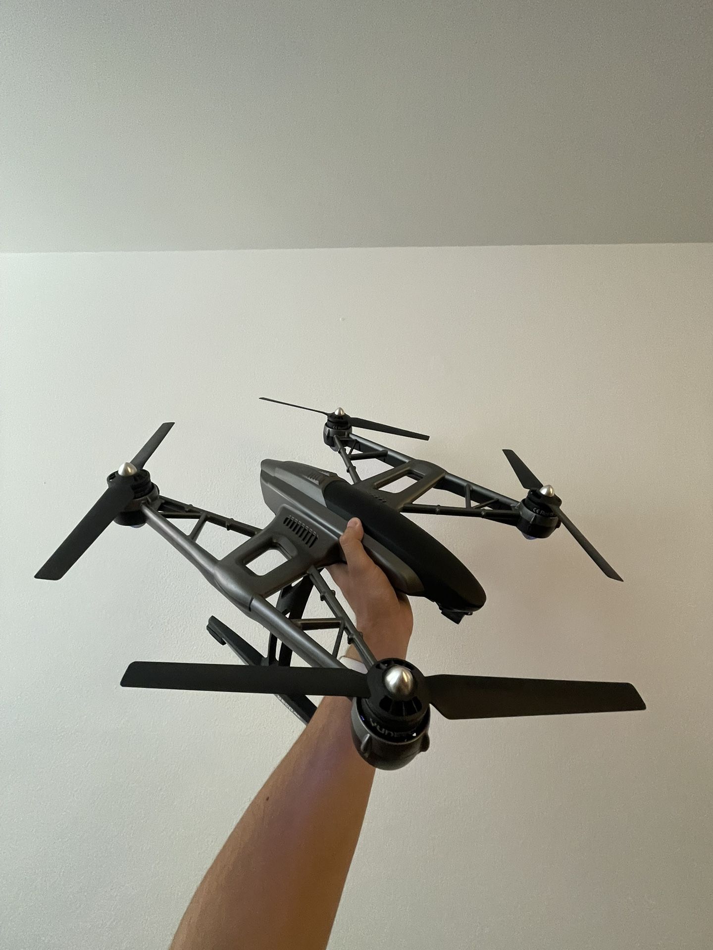 Yuneec Typhoon Q500 4K Drone