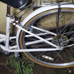 BIKE...Cruiser Woman's 