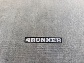 4Runner Rug