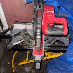 12in Milwaukee Compound Miter Saw W/ Dewalt Stand