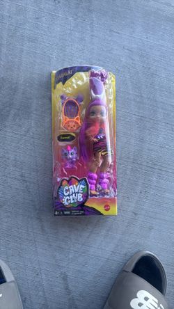 Cave Club Roaralai Doll