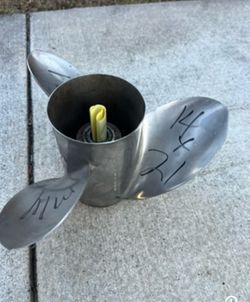 Laser II stainless steel propeller
