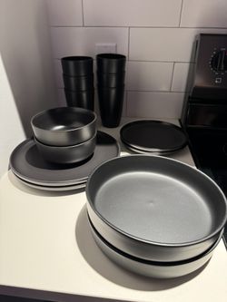 Black Set Of Plates