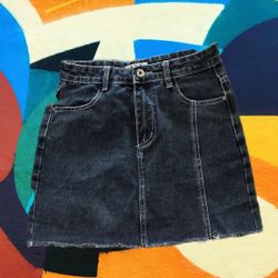 Women's denim short skirt size M