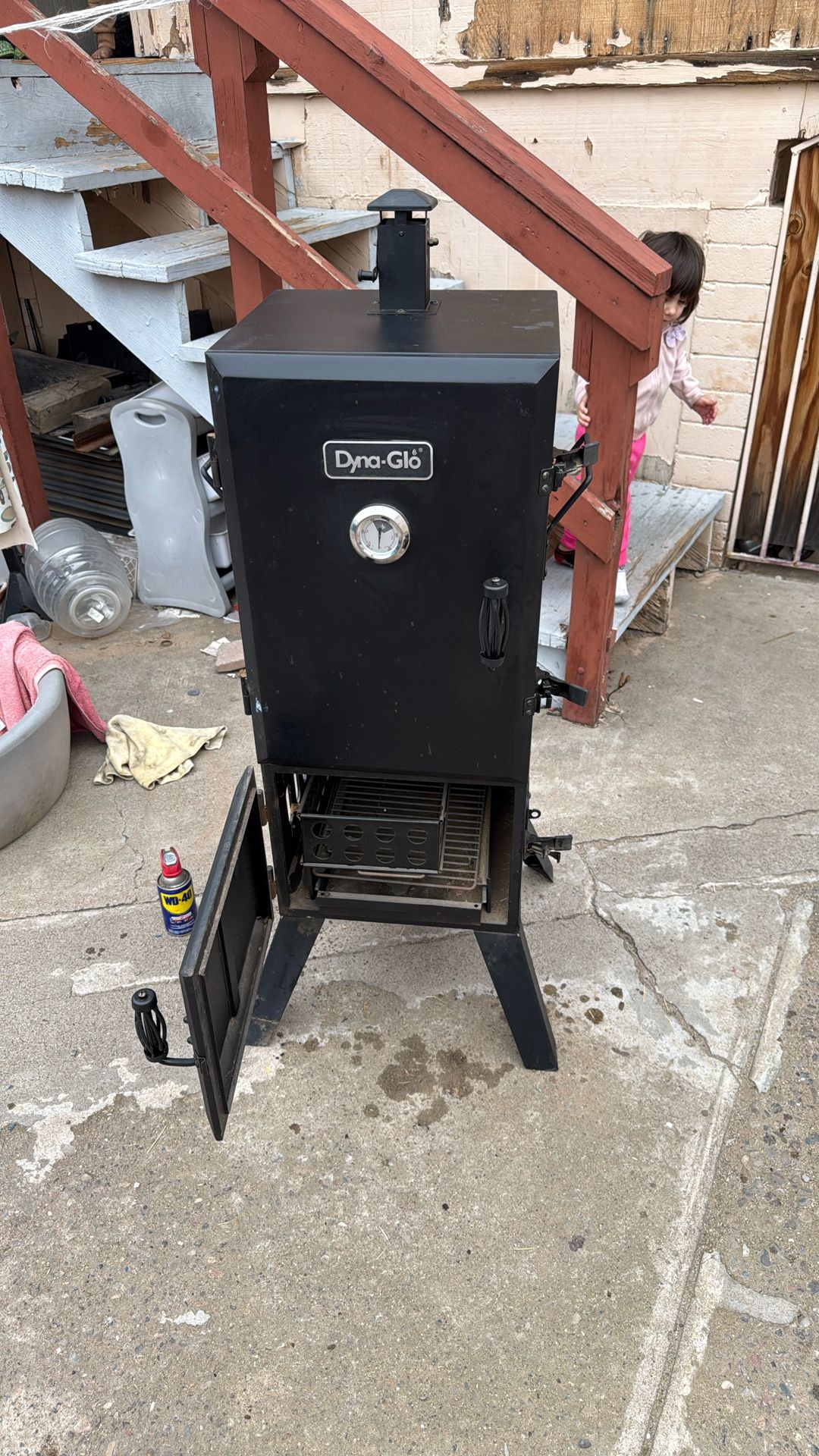 Dyna-Glo Fire Smoker