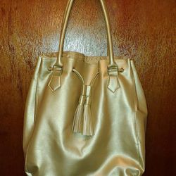 Metallica Gold Shoulder Bag $15.00