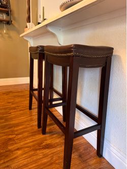 Kitchen seats 2