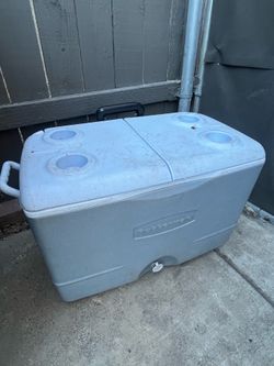 Ice chest