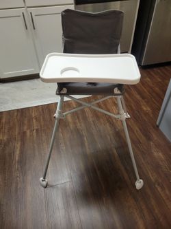 Regalo Baby High Chair