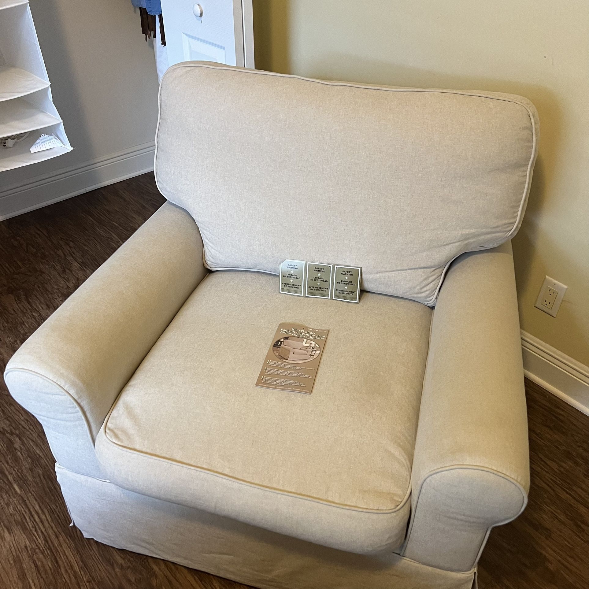 Swivel Glider armchair