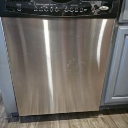 Whirlpool Dishwasher