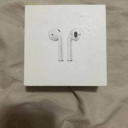 Apple Earphones 2nd Generation Pods with Charging Case