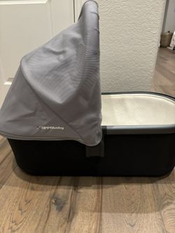 Uppa Baby Bassinet