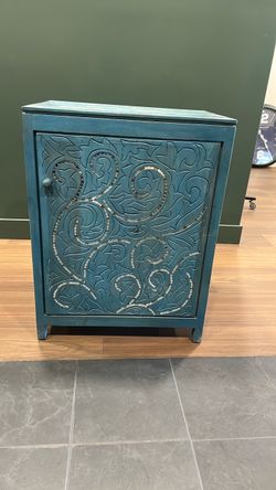 Accent furniture