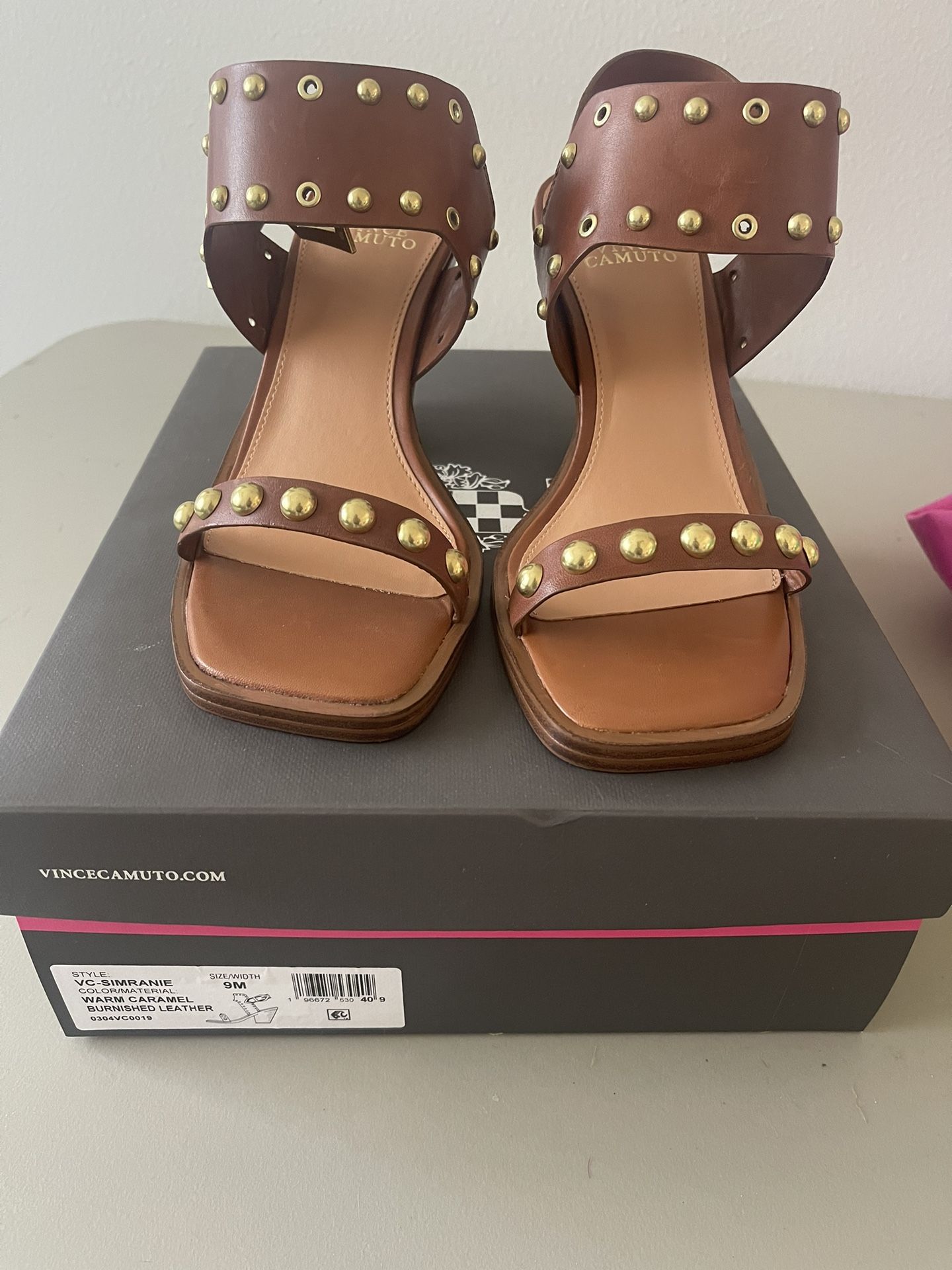 Vince Camuto Sandals